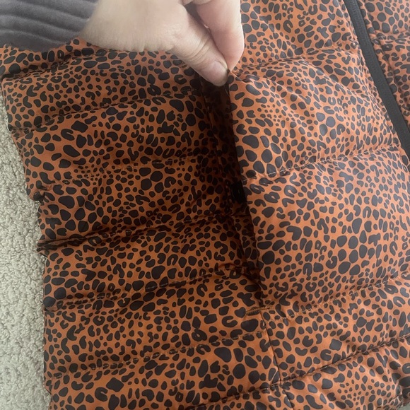 Lands End puffer Vest brand new - Picture 2 of 5